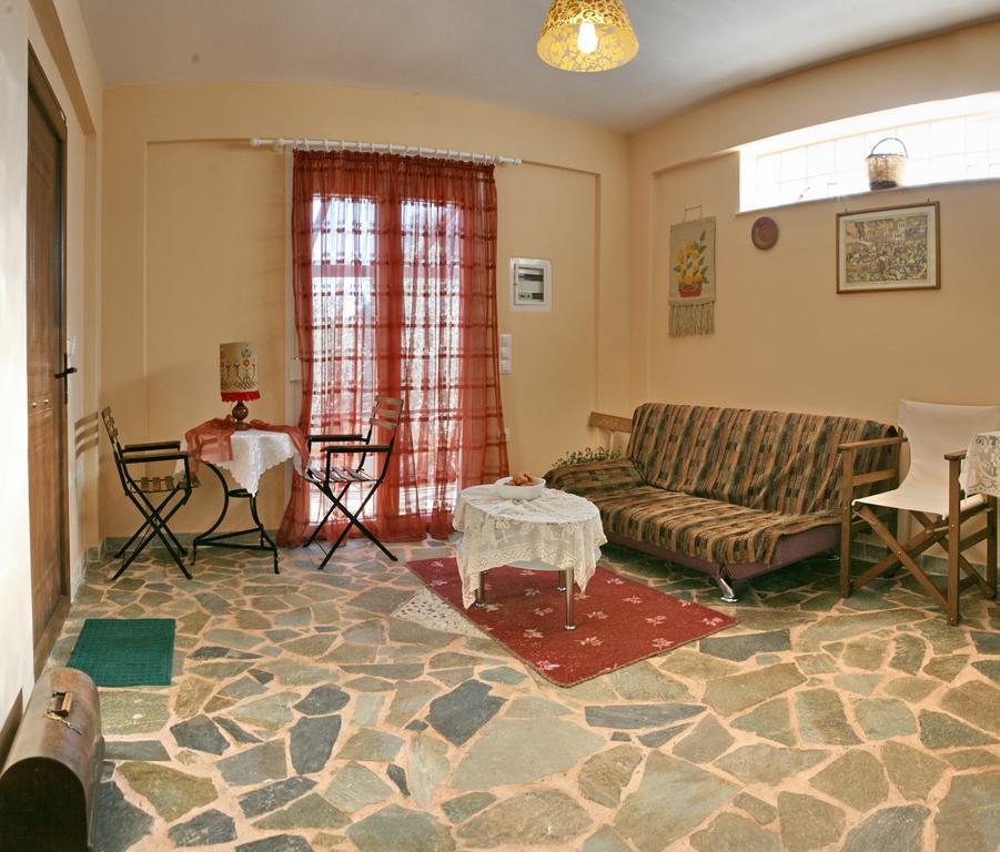 Evaland Traditional Houses Tarti Room photo