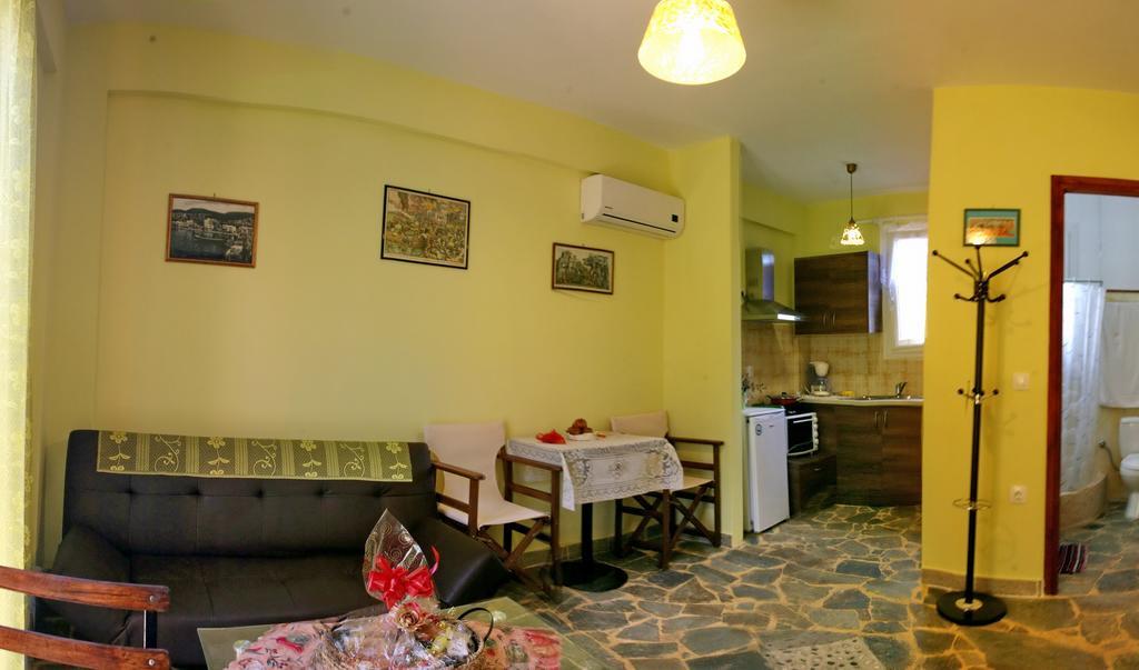 Evaland Traditional Houses Tarti Room photo